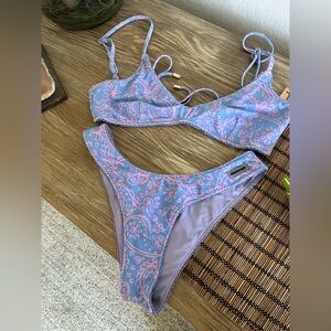 Blackbough Bikini Set in Lazy Paisley, LIKE NEW, Medium Top, Small Bottoms